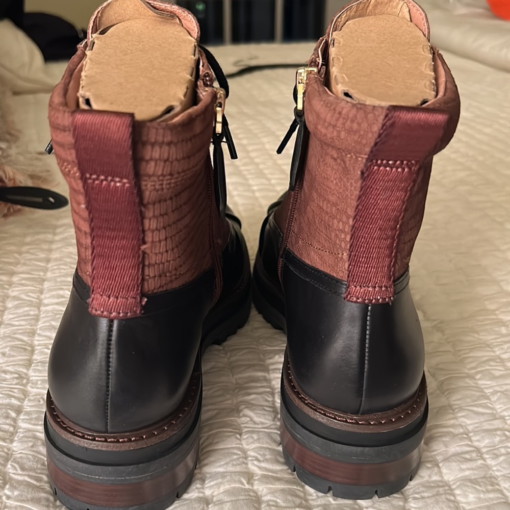 Louise et Cie duck boots. - Picture 12 of 15